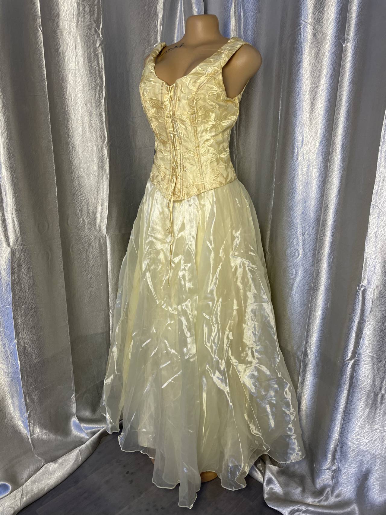 Robe Longue De Cérémonie Avec Corsage Satiné — image principale