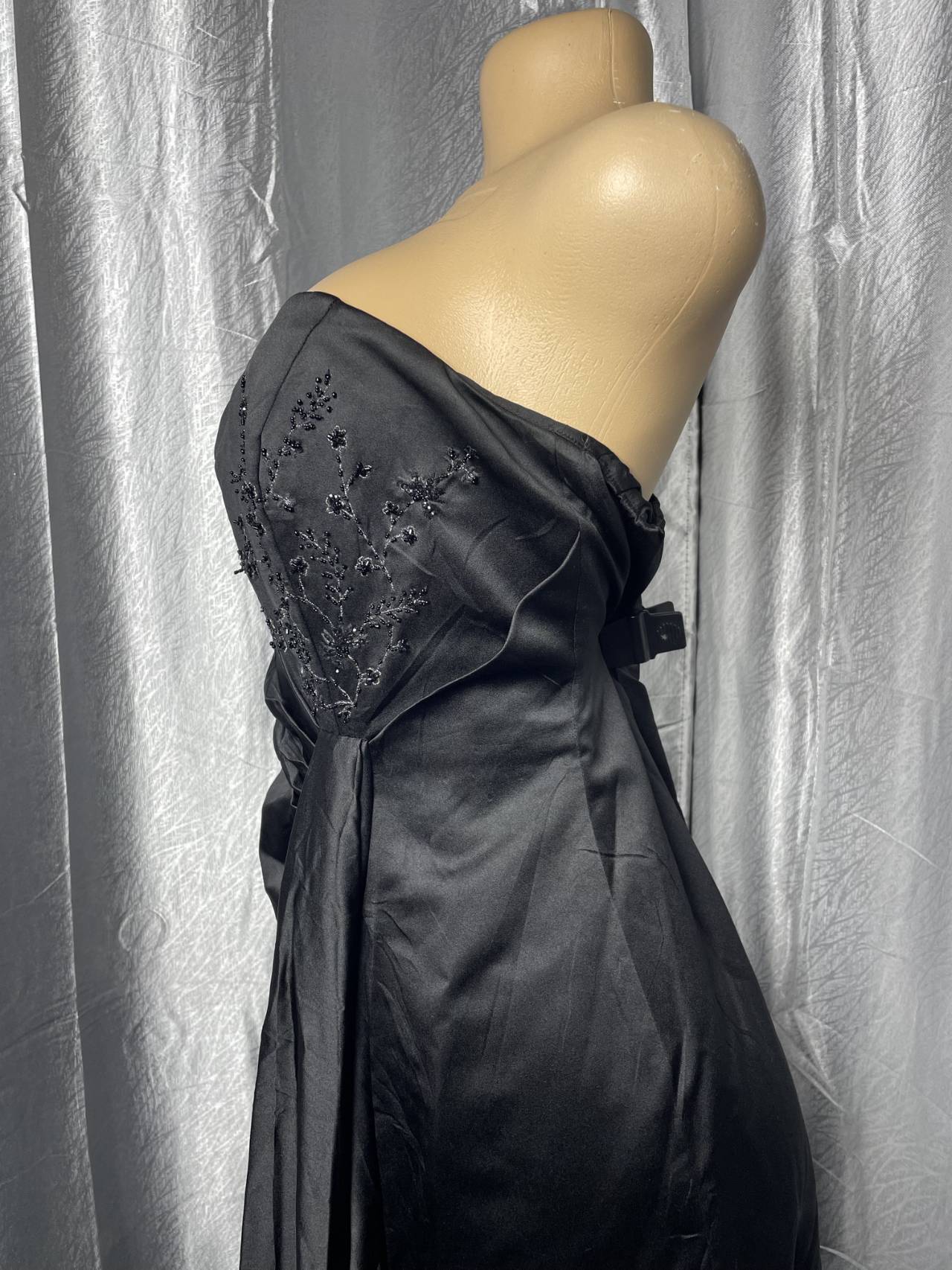 Robe Longue De Soirée Bustier Avec Perles — image4