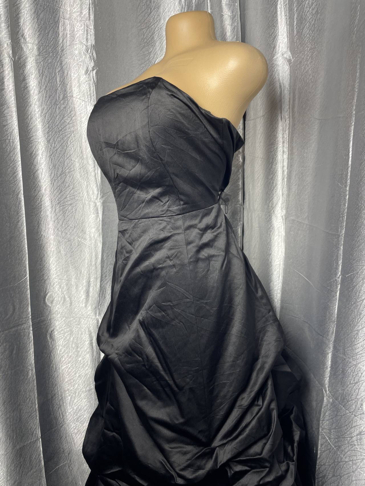 Robe Longue De Soirée Bustier En Satin — image3