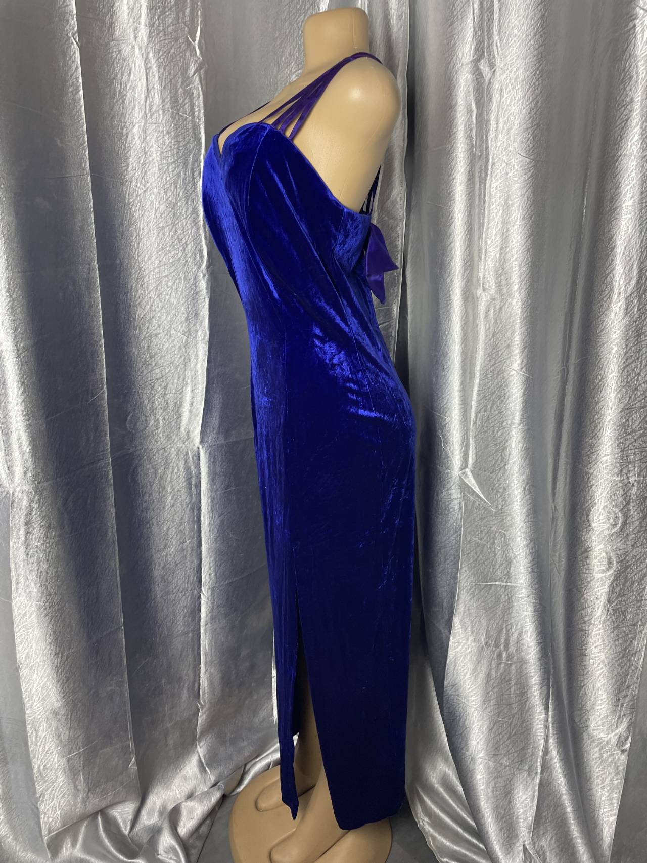 Robe Longue De Soirée En Velours — image1