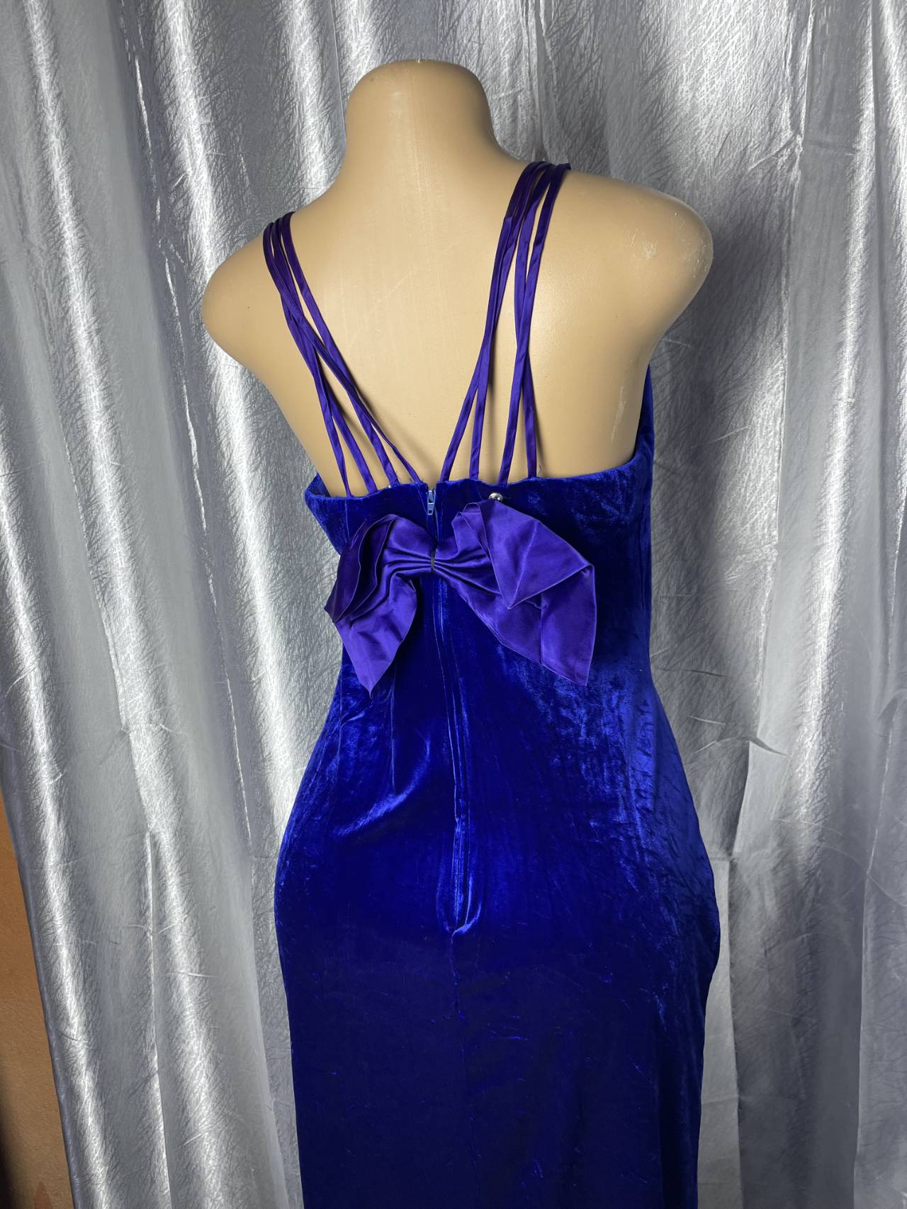Robe Longue De Soirée En Velours — image3