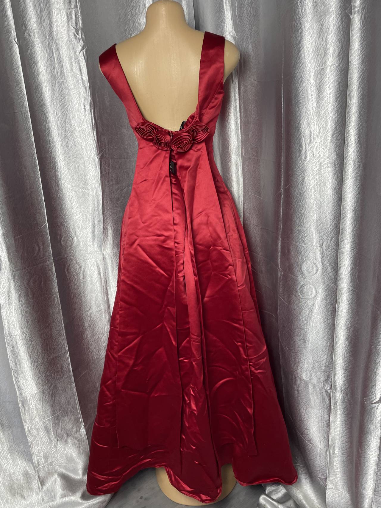 Robe Longue De Soirée Satinée Dos Ouvert — image3