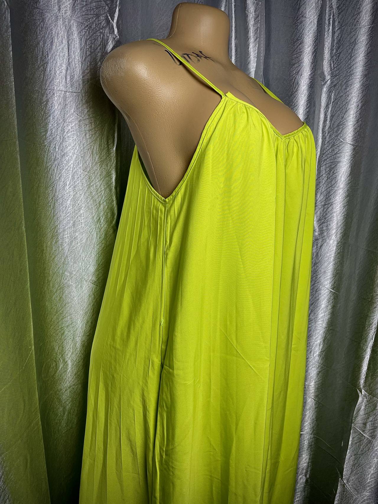 Robe Longue Fluide – Fines Bretelles — image3