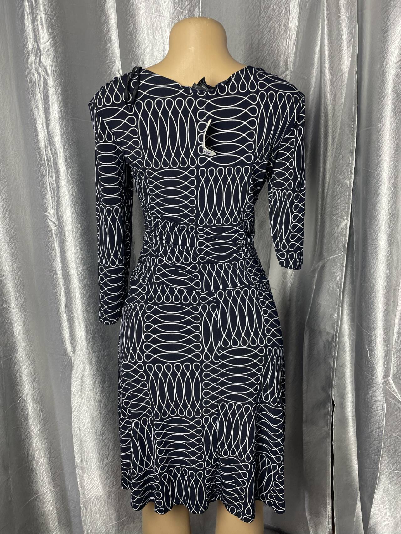 Robe Mi-longue à Motifs Géométriques Blancs — image3