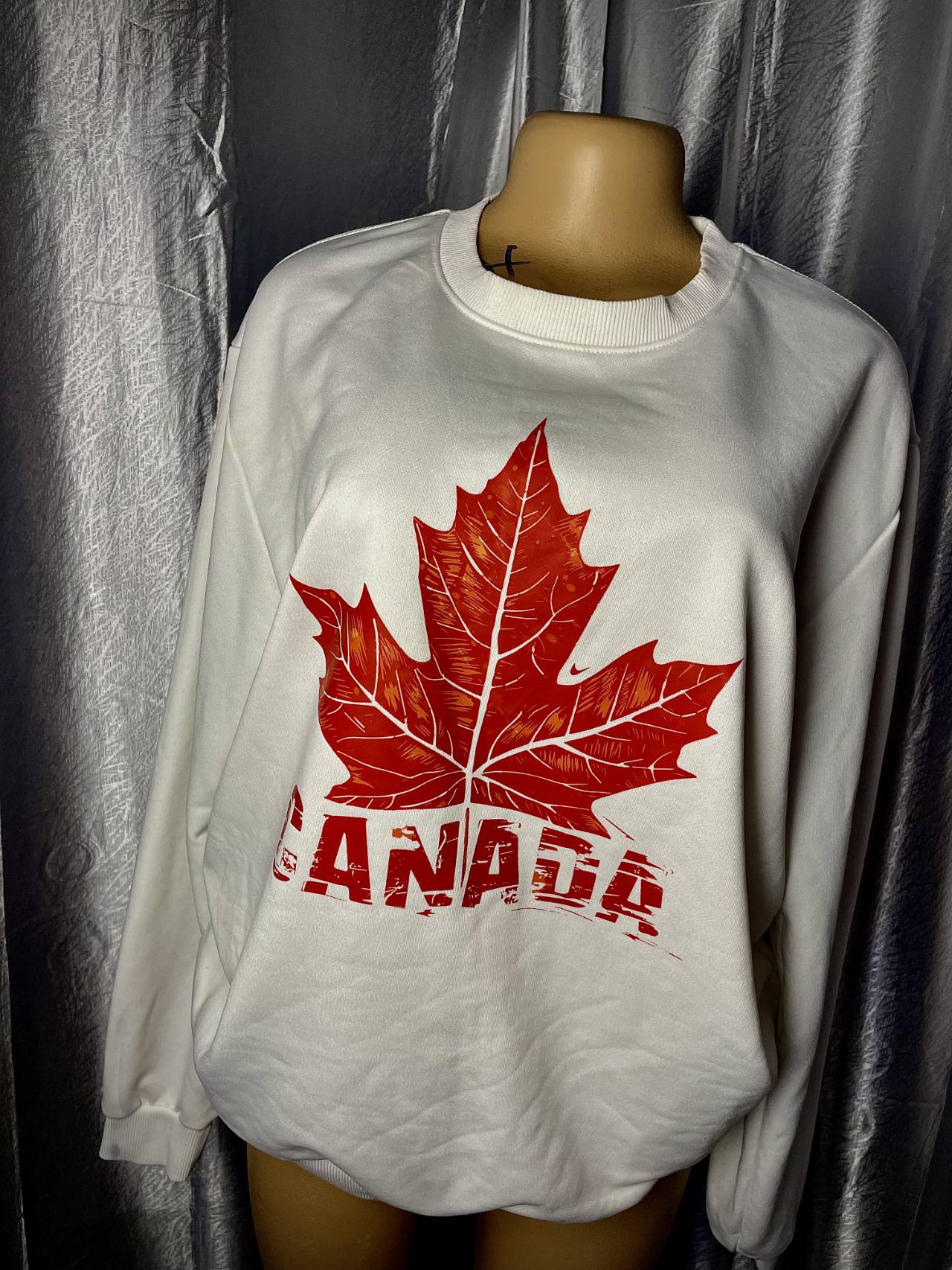 Sweat Canada à Feuille D’érable Rouge — image1