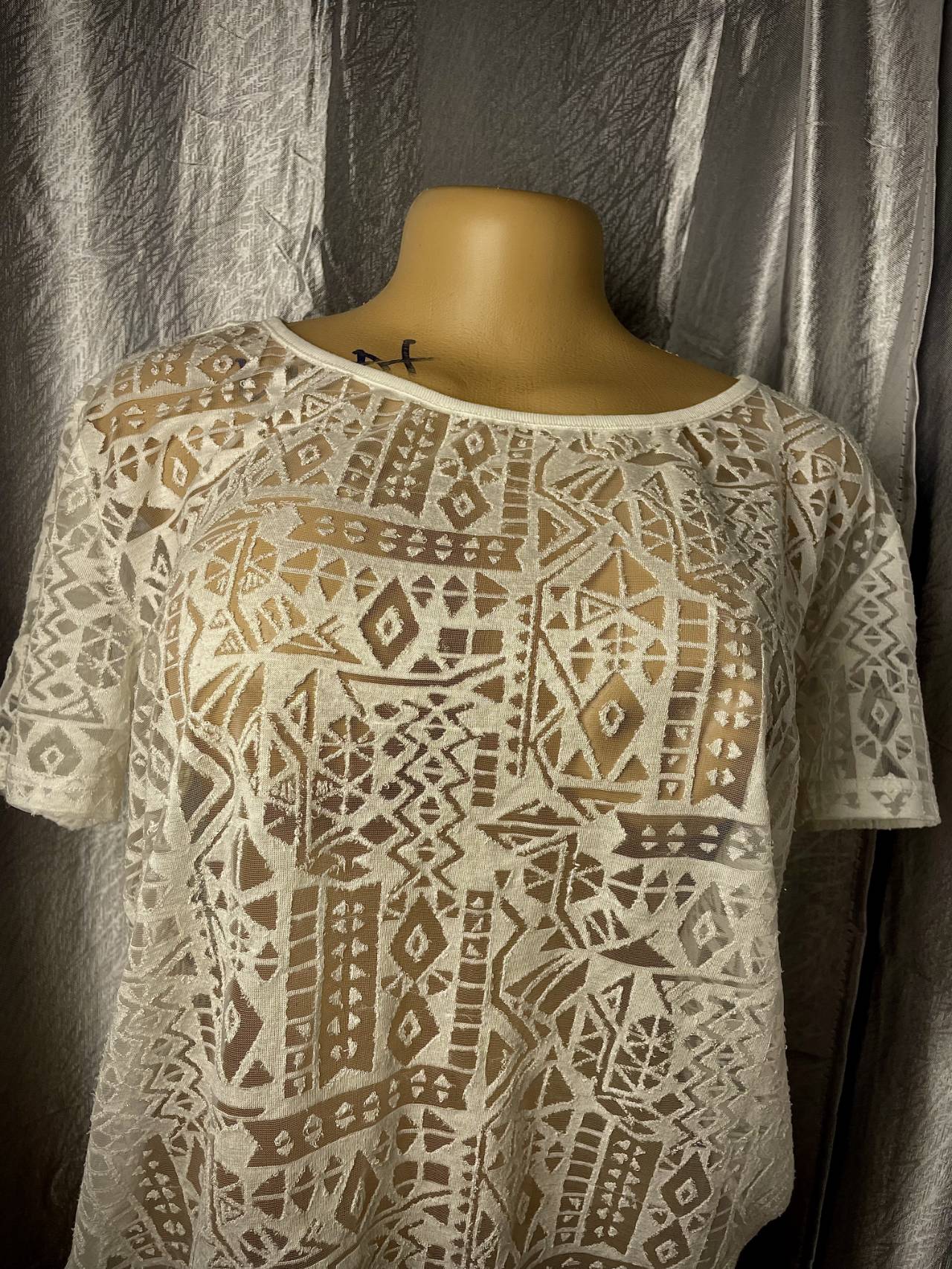 Top Transparent à Motifs Géométriques — image2
