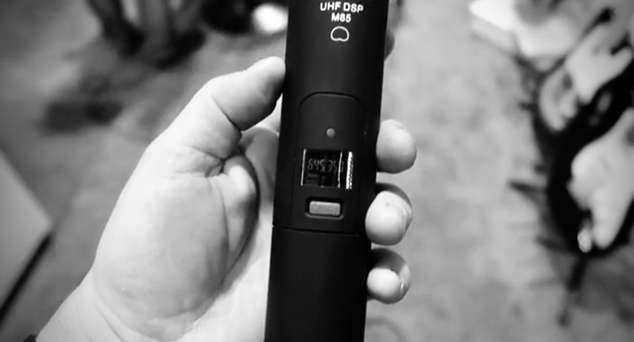 UHF-M850