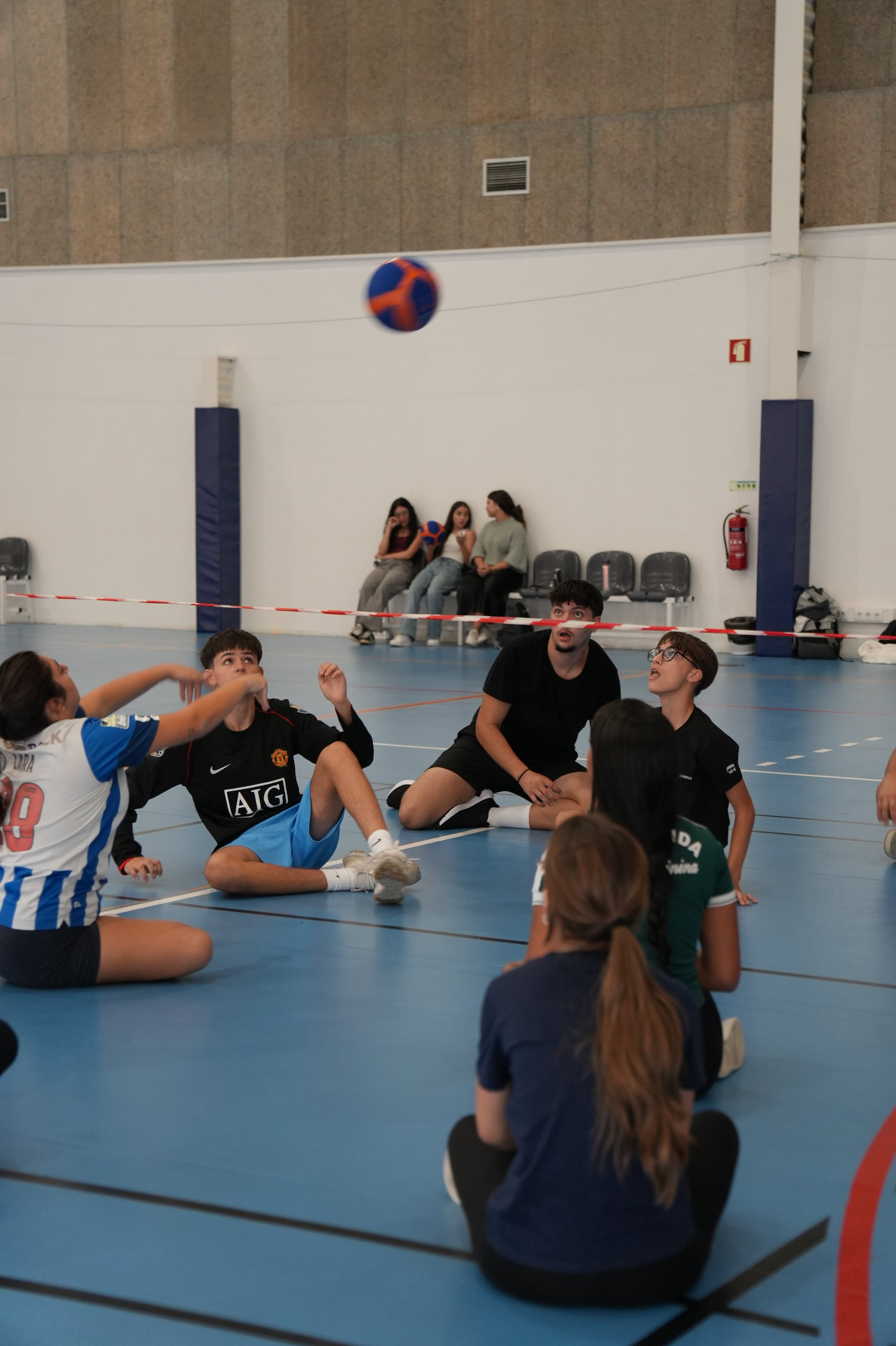 ISCE Douro dinamizou aula prática de  Voleibol Sentado na ProfEnsino