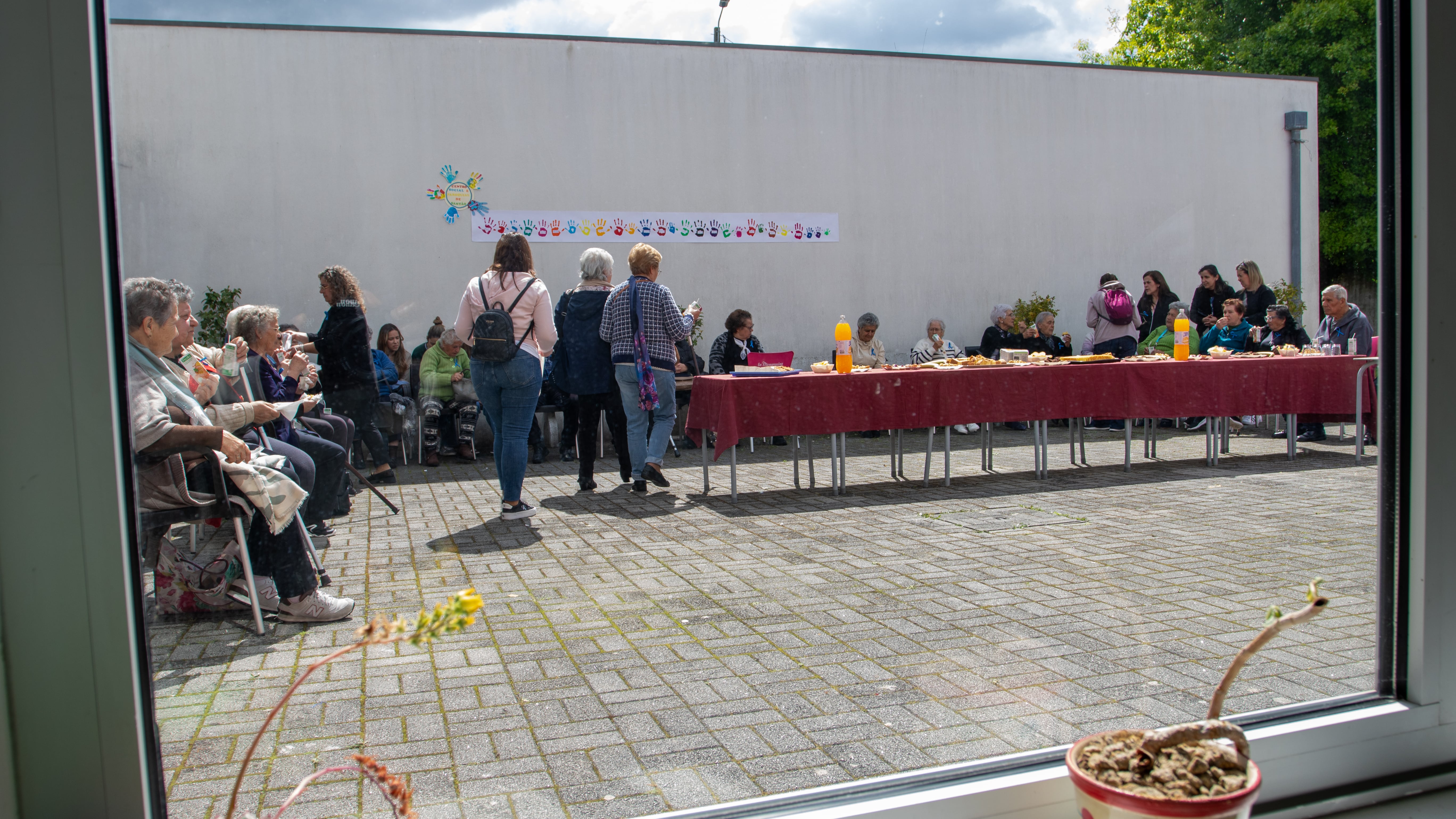 Iniciativa "Mãos Solidárias" no ISCE Douro