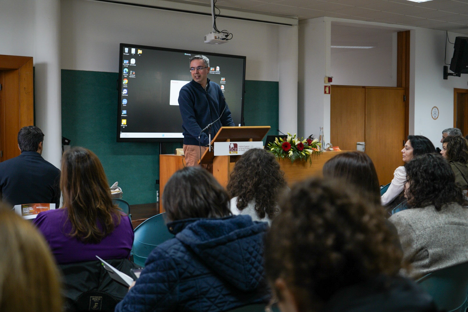 Encontro Internacional Educação Social pelo Mundo reuniu especialistas em Penafiel