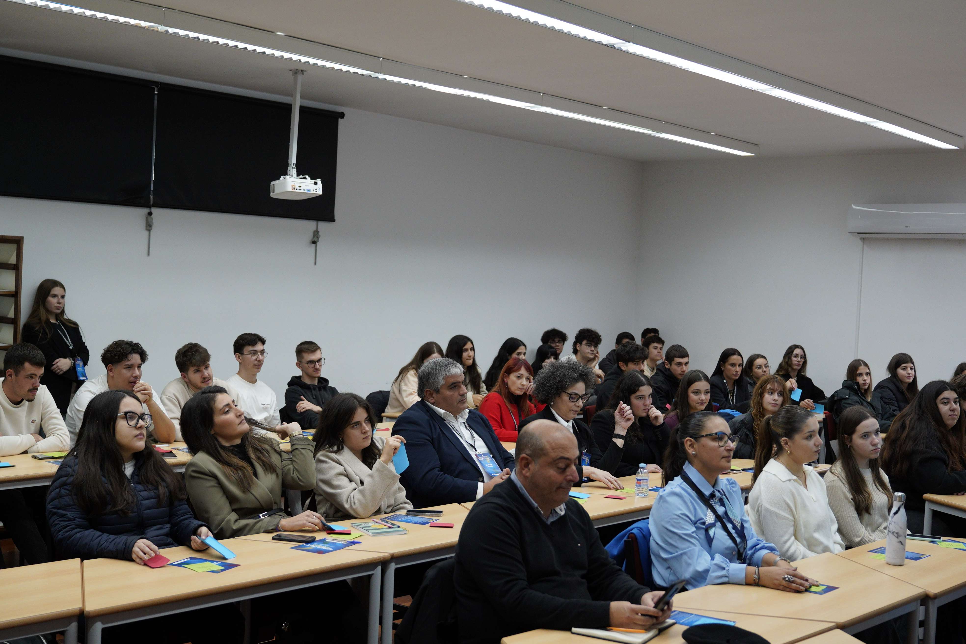 ISCE Douro dinamiza III Mostra de Voluntariado e abre oficialmente o Ano de Voluntariado 2025/2026