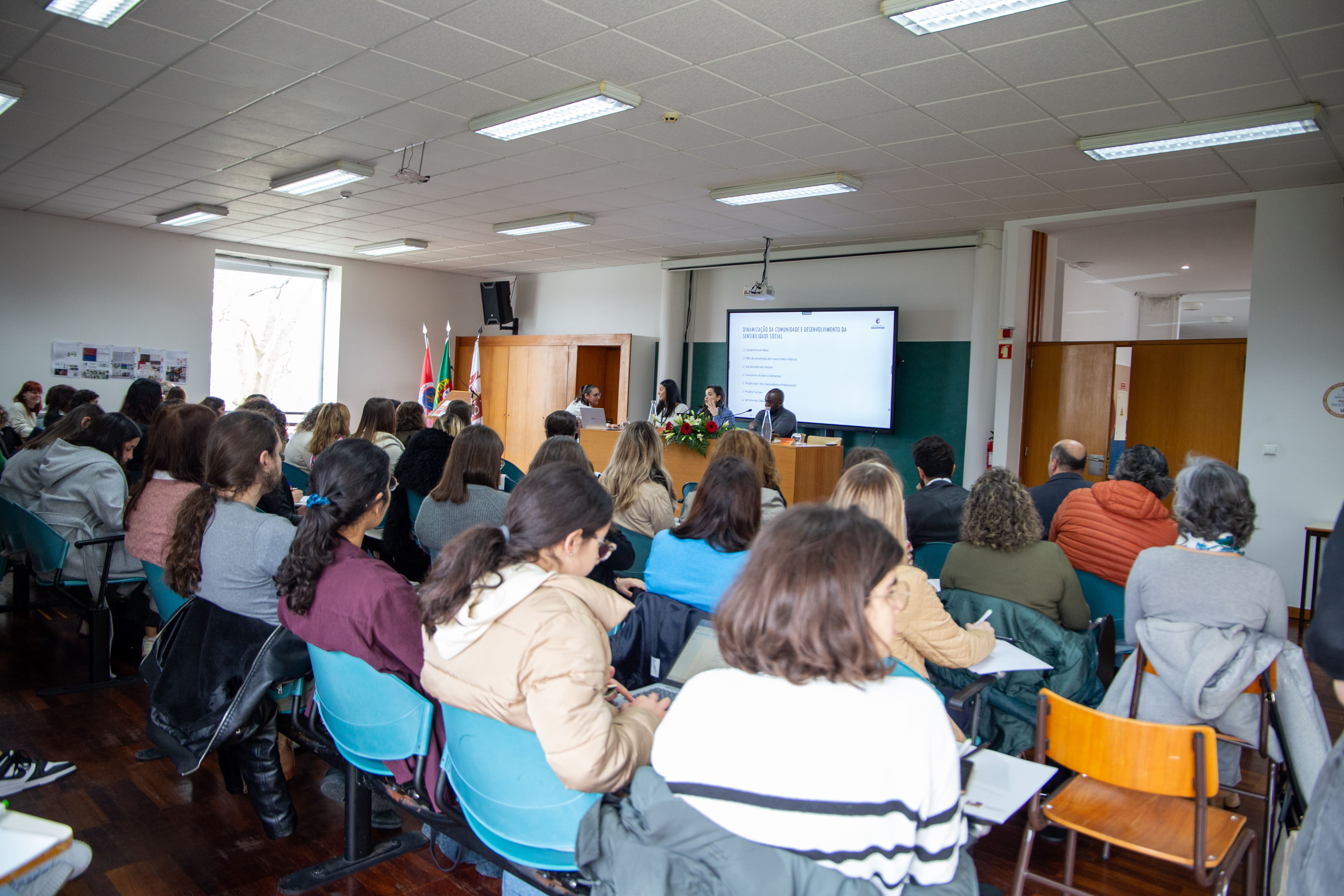 Encontro Internacional Educação Social pelo Mundo reuniu especialistas em Penafiel
