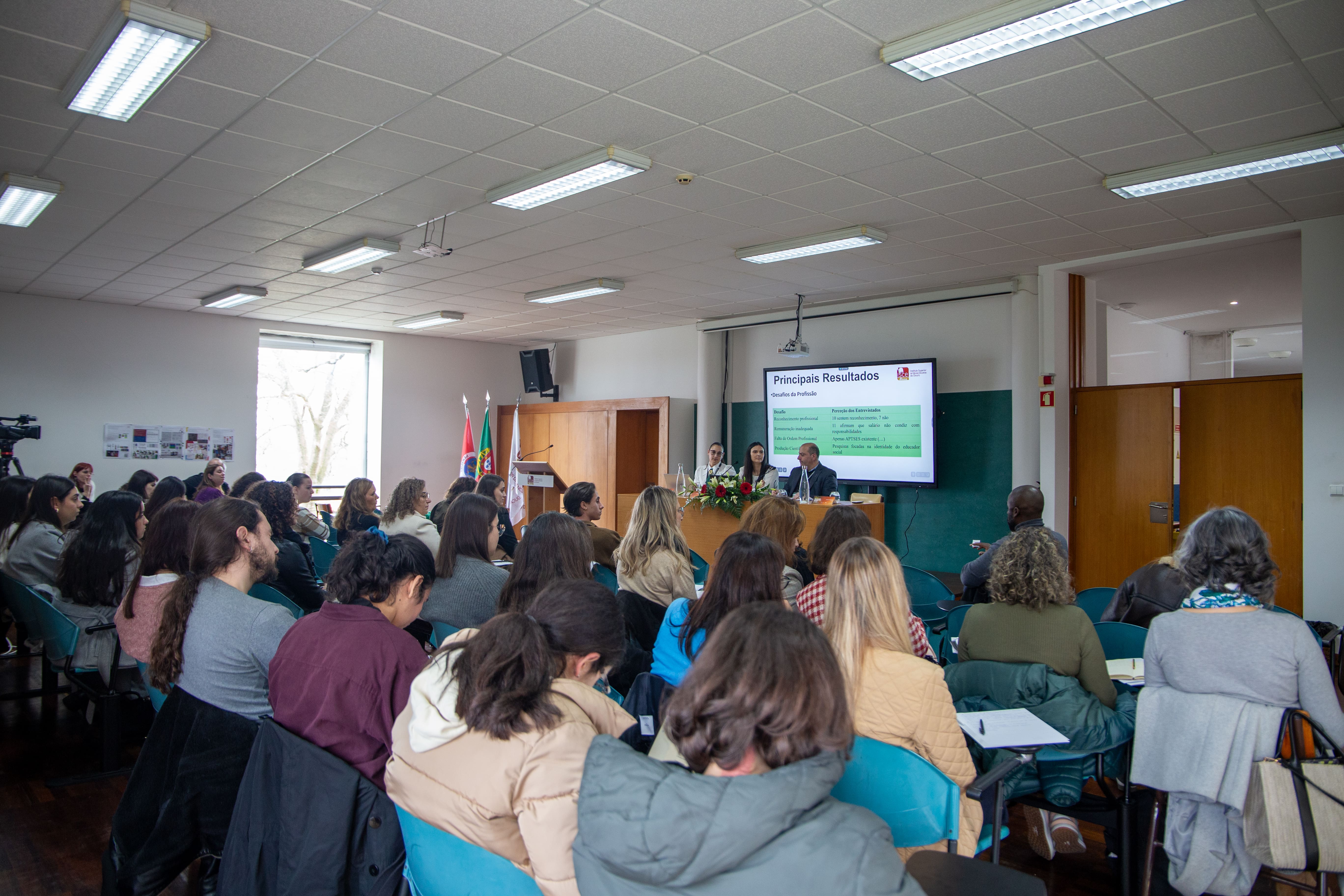 Encontro Internacional Educação Social pelo Mundo reuniu especialistas em Penafiel