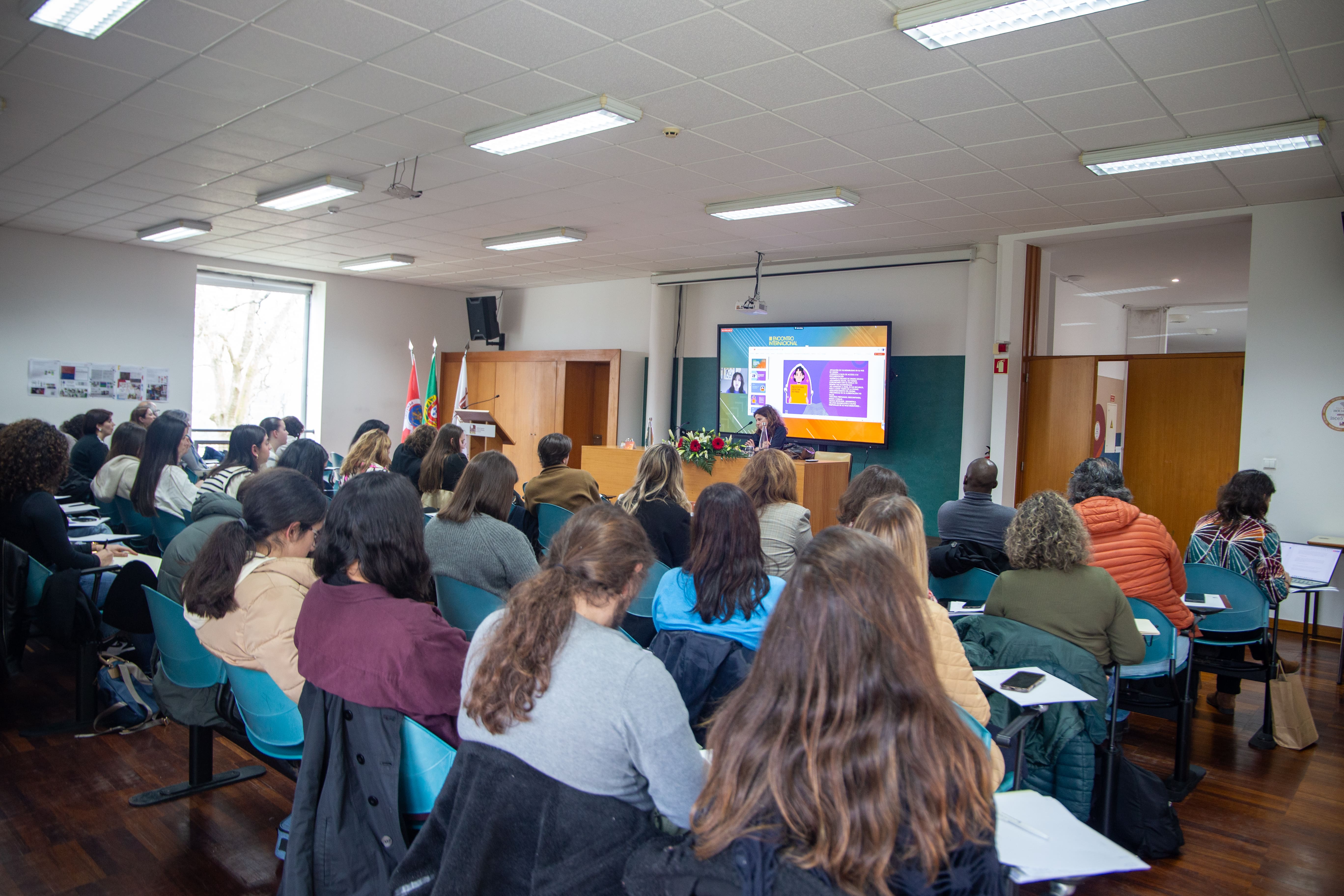 Encontro Internacional Educação Social pelo Mundo reuniu especialistas em Penafiel