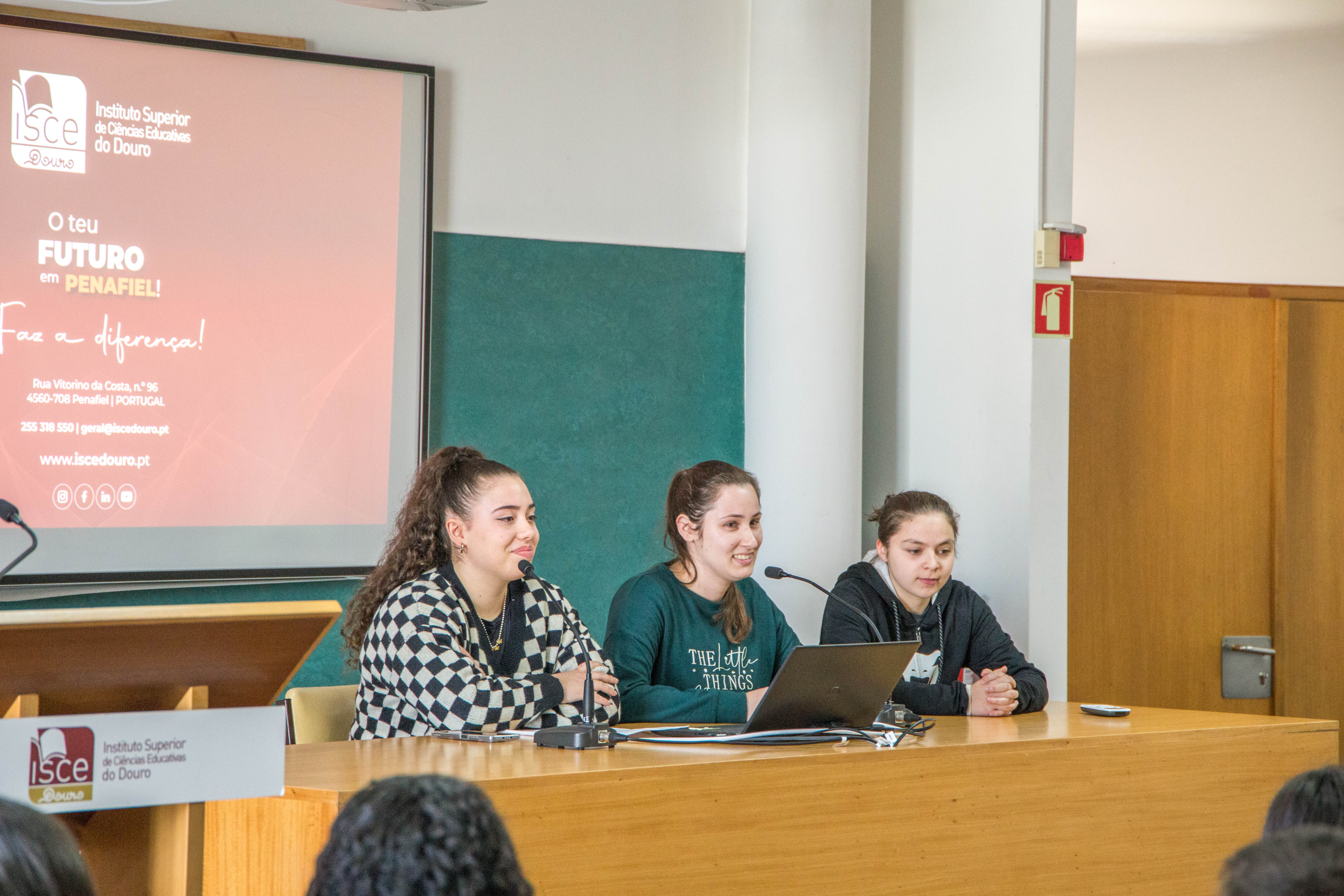 "Free Choices - Estereótipos não fazem o meu género" no ISCE Douro