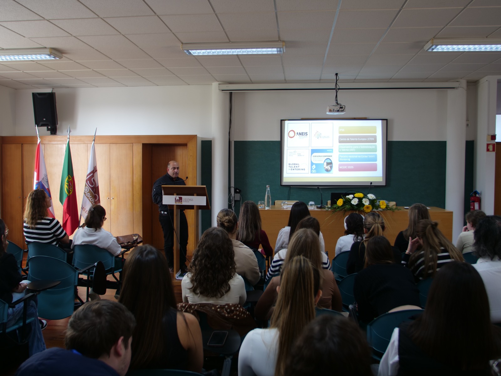 II Mostra de Voluntariado do ISCE Douro