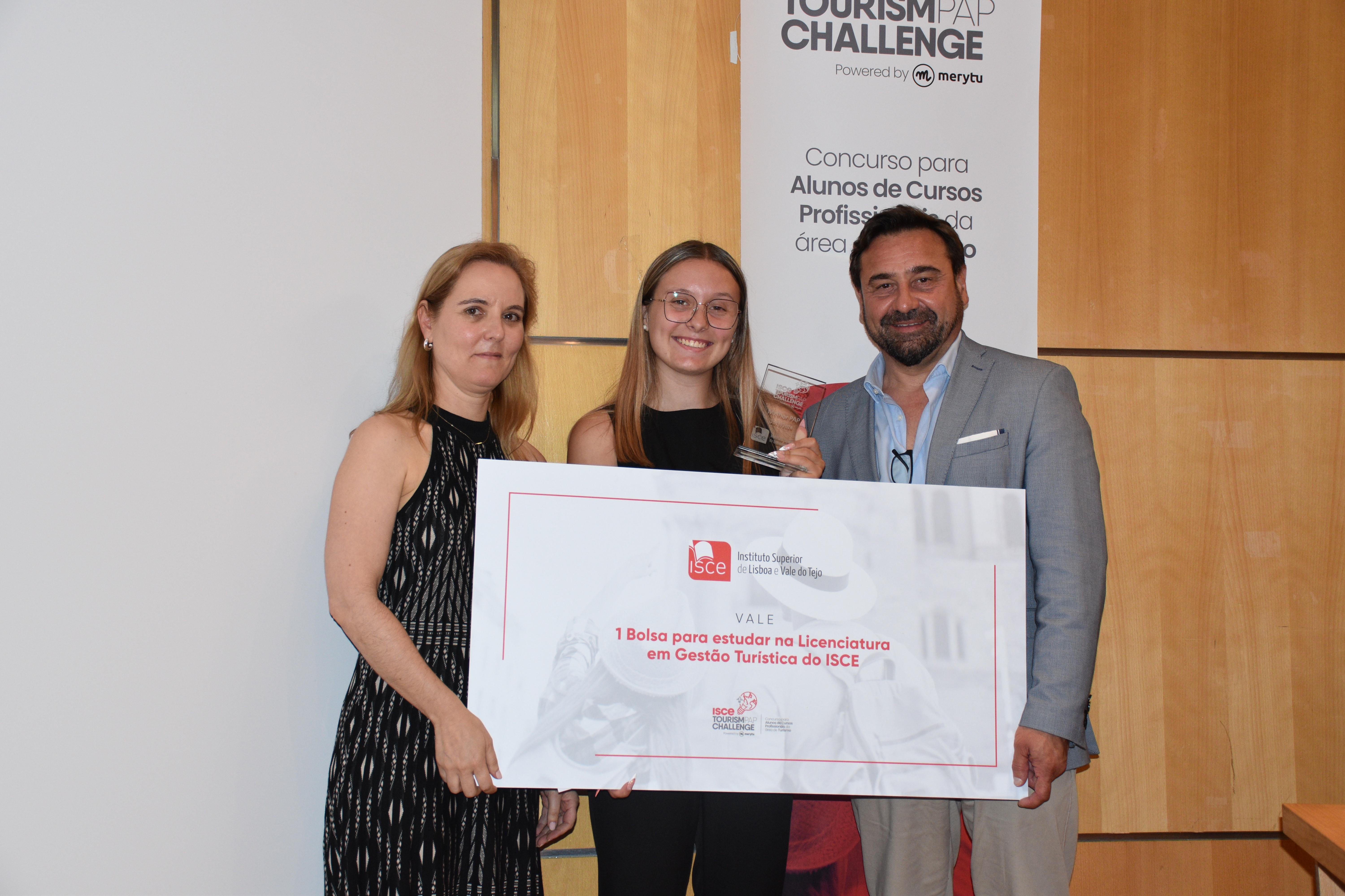 Bárbara Parreira foi a vencedora da 2.ª Edição do ISCE Tourism PAP Challenge