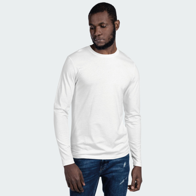 White long sleeve roundneck t-shirt