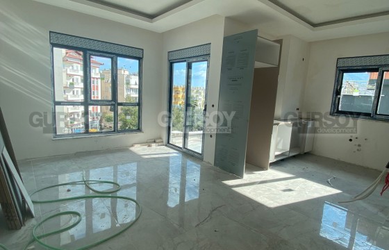 Двухуровневая квартира 2+1 в центре Алании, 120 кв.м в Турции - фото 7