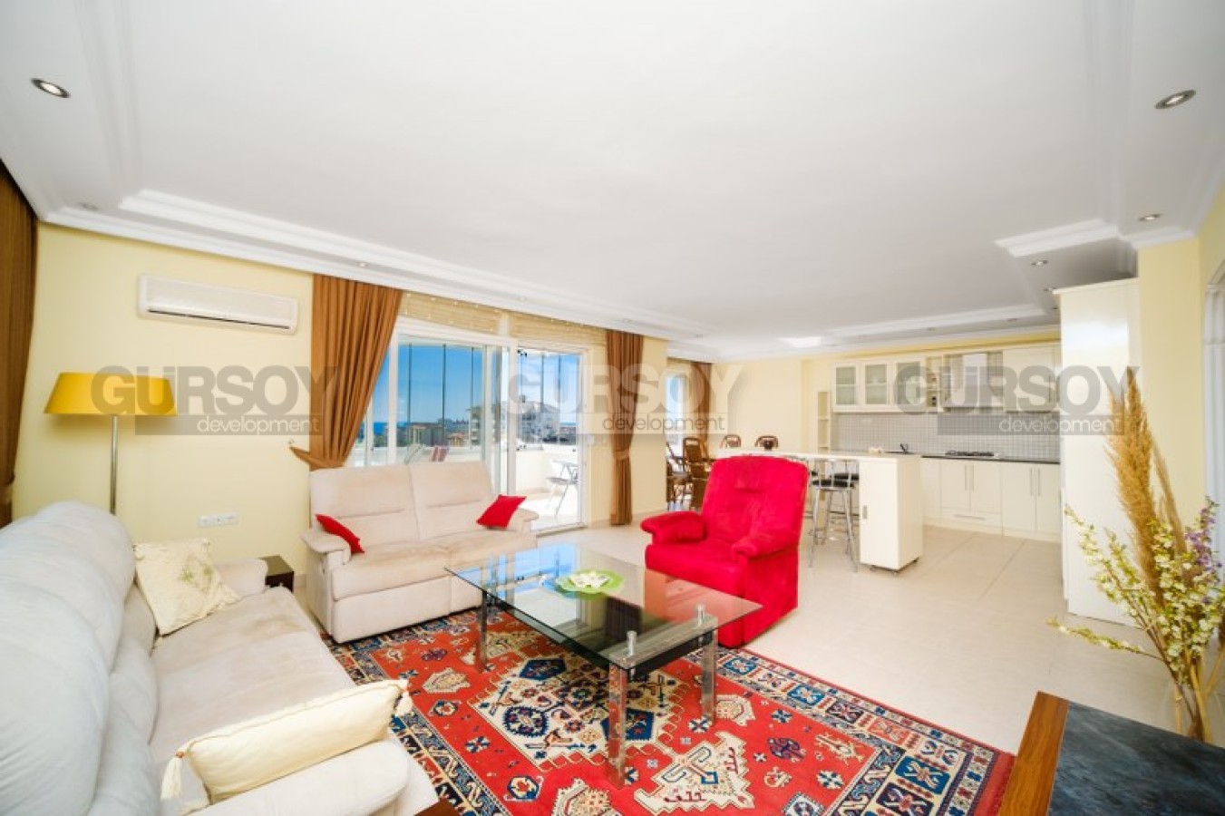 Меблированная квартира 2+1 с видом на море в Джикджилли, 135 м2 в Турции - фото 1