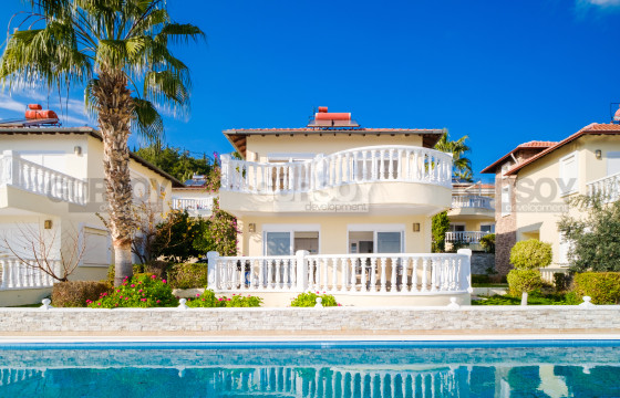 Вилла с панорамными видами в самом центре Алании. в Турции - фото 10