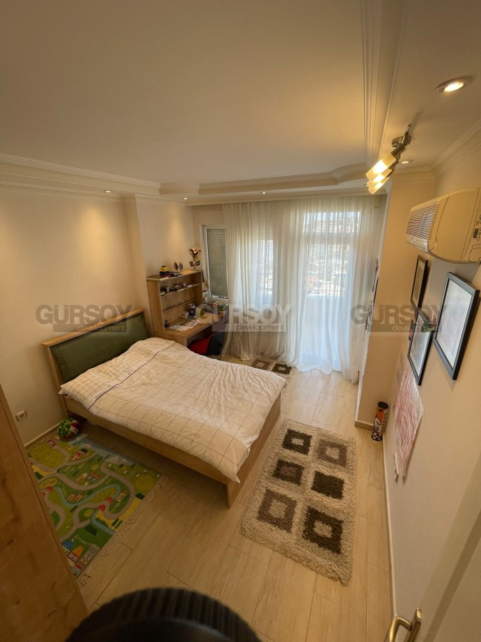 Меблированная квартира 2+1 с шикарными видами в районе Джикджилли, 115 м2 в Турции - фото 1