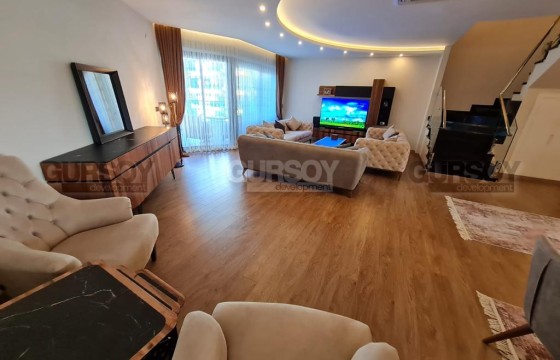 Шикарный пентхаус 4+1 в комплексе премиум класса в районе Каргыджак,250м2 в Турции - фото 3