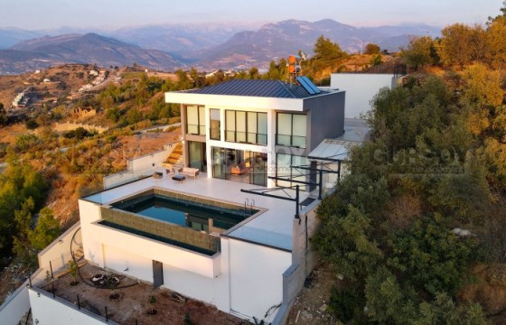 Новая роскошная частная вилла 4+1 с восхитительным видом на море в Газипаше, 645 м2 в Турции - фото 2