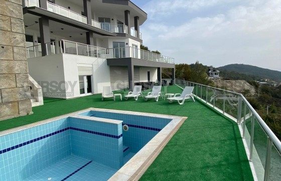 Меблированная вилла 5+2 с бассейном и потрясающим видом на море в Каргыджаке, 330 м2 в Турции - фото 10