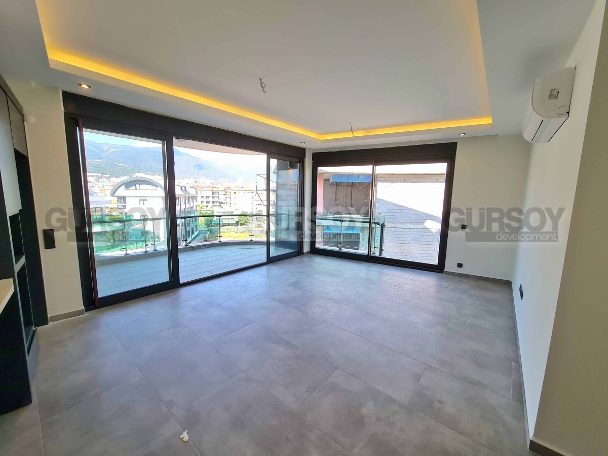 Просторная квартира 3+1 в новом комплексе в районе Оба, 135м2 в Турции - фото 1
