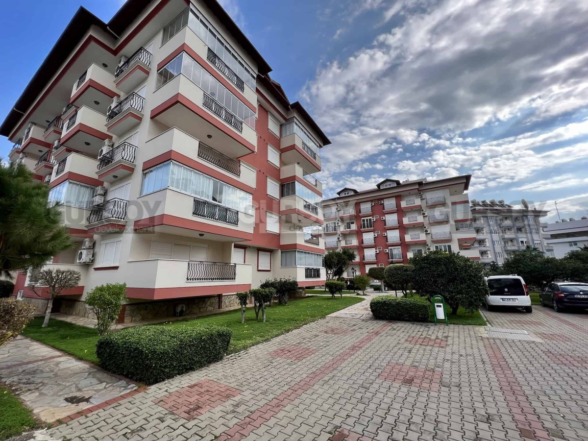 Просторная квартира 2+1 под ВНЖ в районе Оба, 110м2 в Турции - фото 1