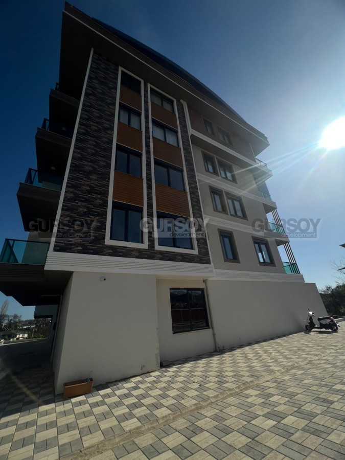 Полностью укомплектованная квартира в новом комплексе с инфраструктурой в Оба, 175 м2 в Турции - фото 1