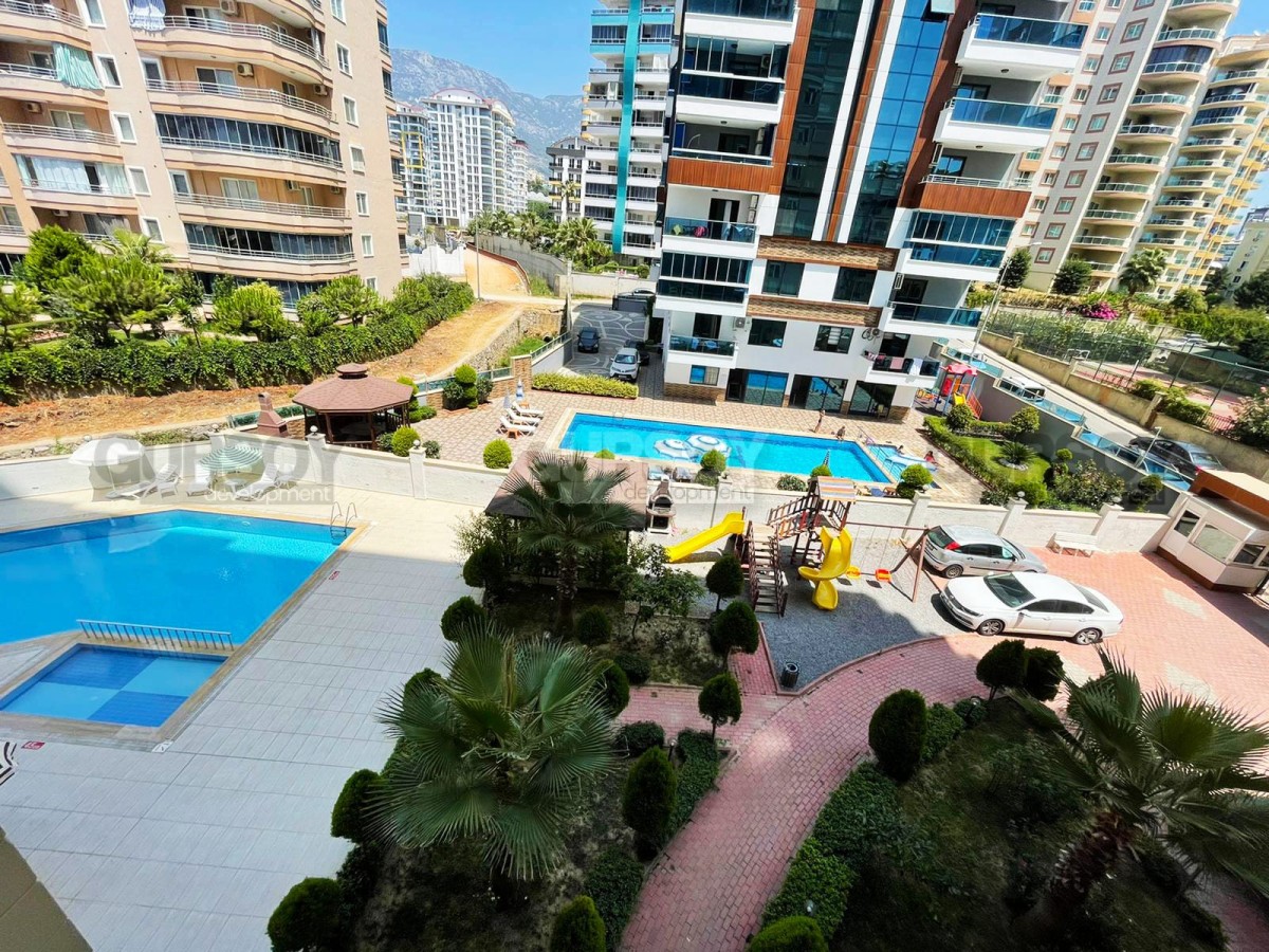 Просторная меблированная квартира 1+1 в уютном комплексе в Махмутларе, 68 м2 в Турции - фото 1