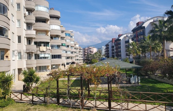 Квартира 2+1 на в комплексе на первой береговой линии в Оба, 80м2 в Турции - фото 5