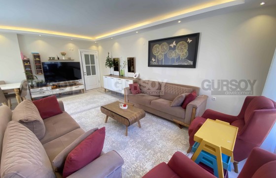 Просторная квартира 3+1 с мебелью всего в 300 метрах от моря в Тосмуре,170м2 в Турции - фото 5