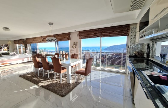 Шикарная вилла с видом на всю Аланию в районе Бекташ, 350м2 в Турции - фото 5