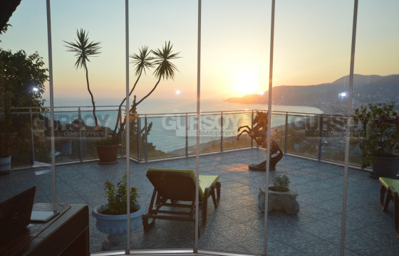 Роскошная вилла 5+2 с панорамными видами в 200 метрах от пещеры Дамлаташ, 320 м2 в Турции - фото 12