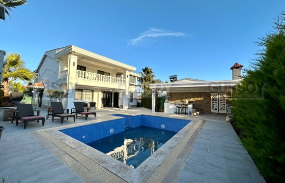 Современная вилла4+2 с бассейном и барбекю в Тюрклере, 220 м2. в Турции - фото 10