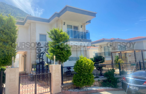 Вилла в престижном районе Алании. Панорамные виды на море и город. в Турции - фото 4