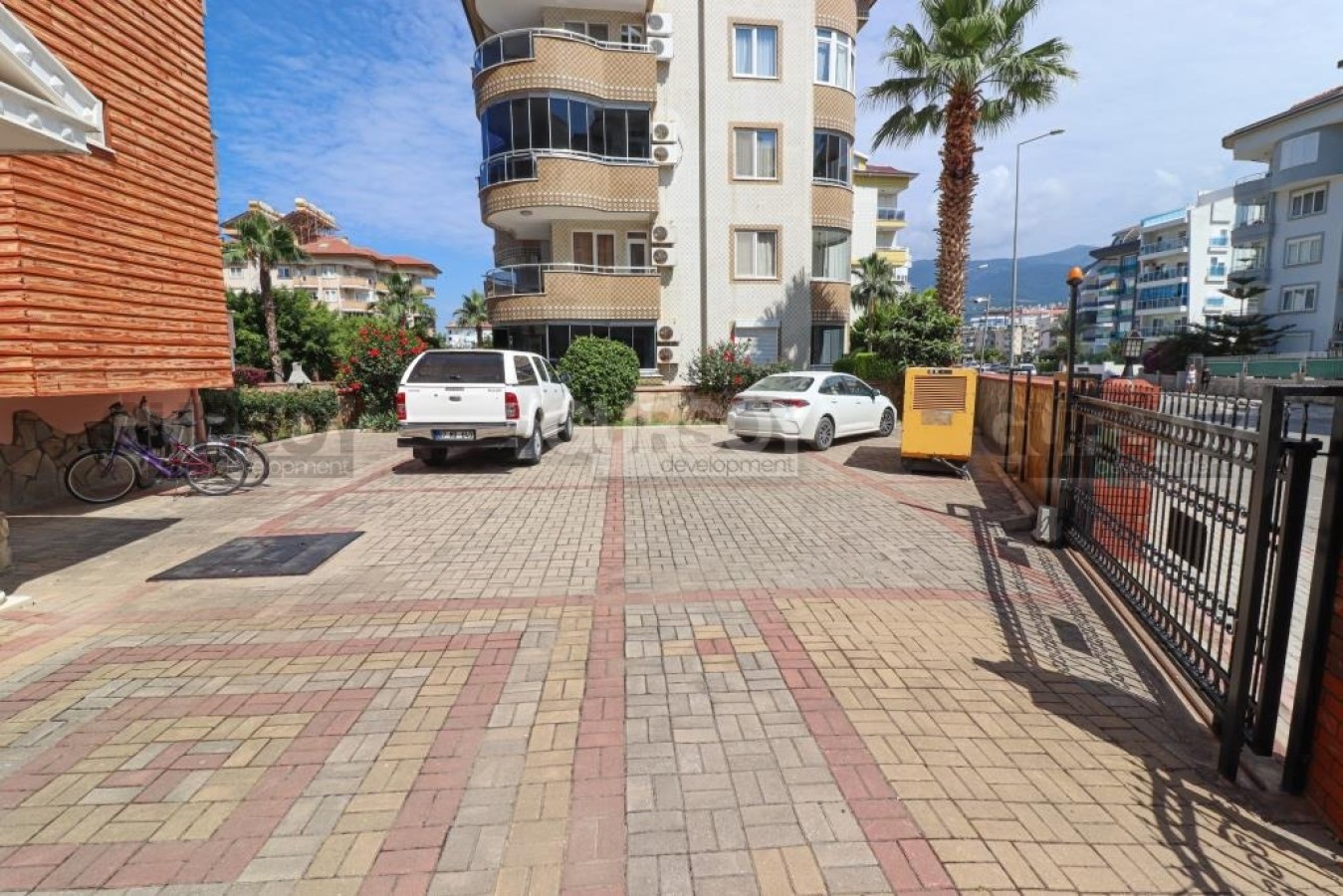 Просторная меблированная квартира 2+1 в Оба, 120м2 в Турции - фото 1