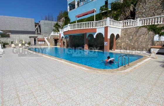 Квартира 3+1 со свежим ремонтом в 600 метрах от моря в Конаклы, 160 м2 в Турции - фото 2