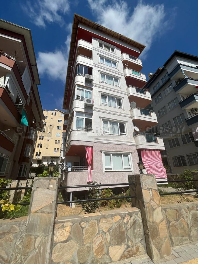 Уютная квартира 3+1, 180м2 с отличной локацией. До моря 900м. в Турции - фото 1