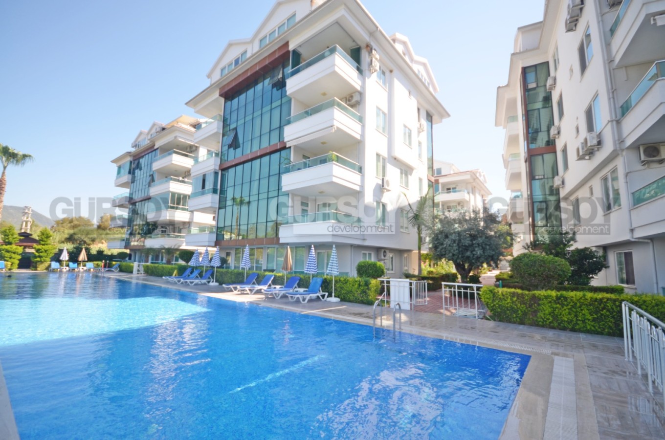 Дизайнерская квартира 1+1 возле набережной реки Димчай, 60 м2. в Турции - фото 1