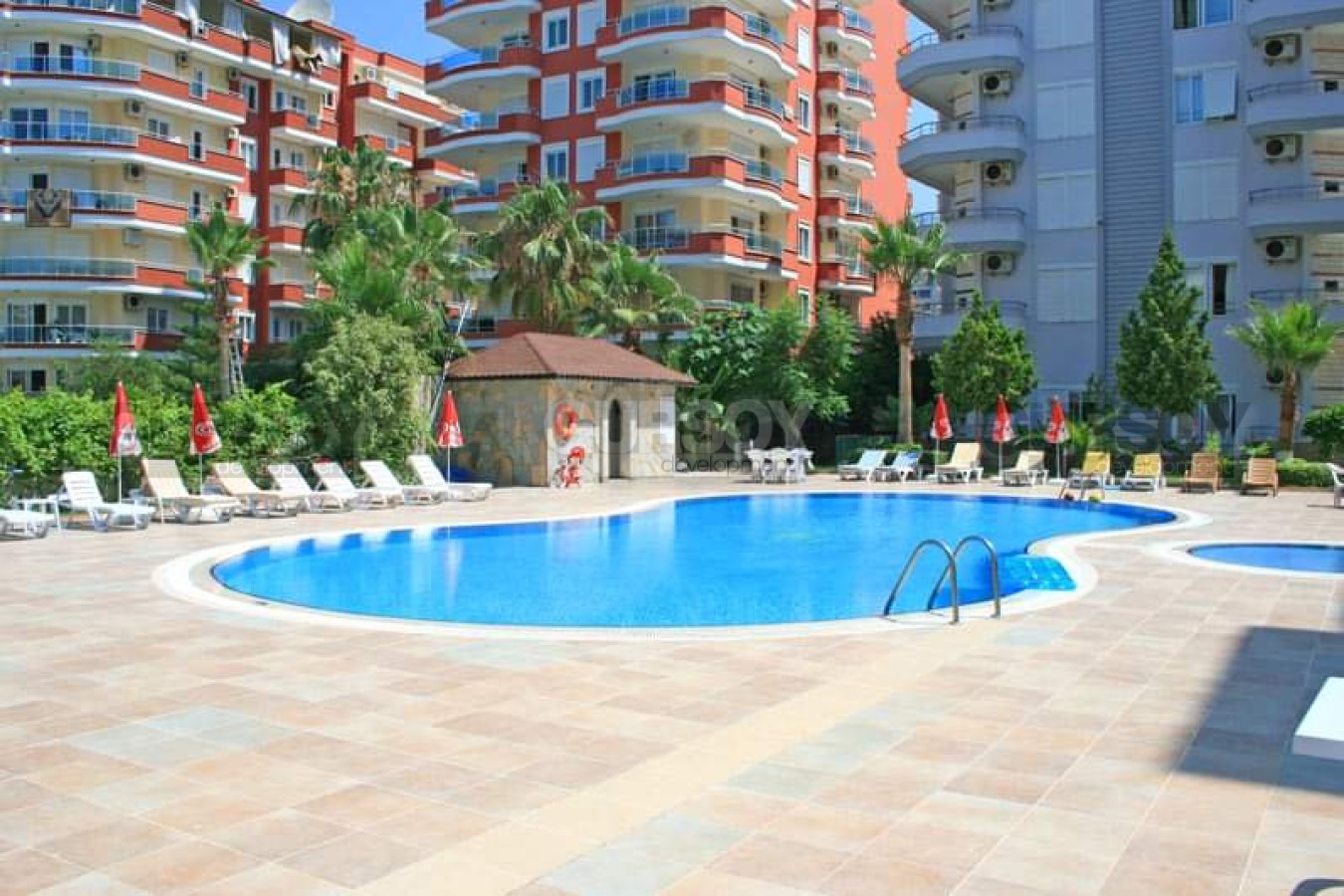 Меблированная квартира 3+1 в 50 м от моря в Махмутларе по выгодной цене, 150 м2 в Турции - фото 1