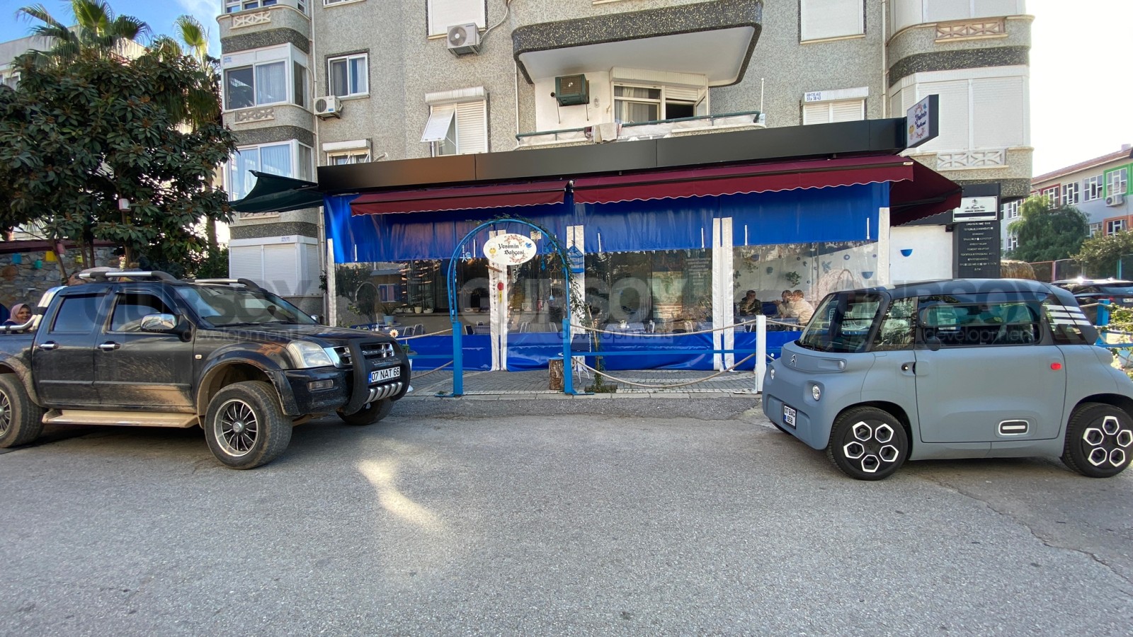 Коммерческое помещение на продажу в центре района Оба, 100 м2. в Турции - фото 1