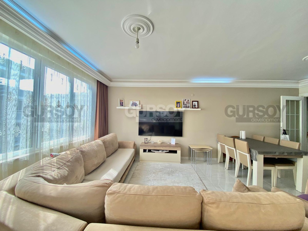 Меблированная квартира 2+1 в районе Оба, 110 м2. в Турции - фото 1
