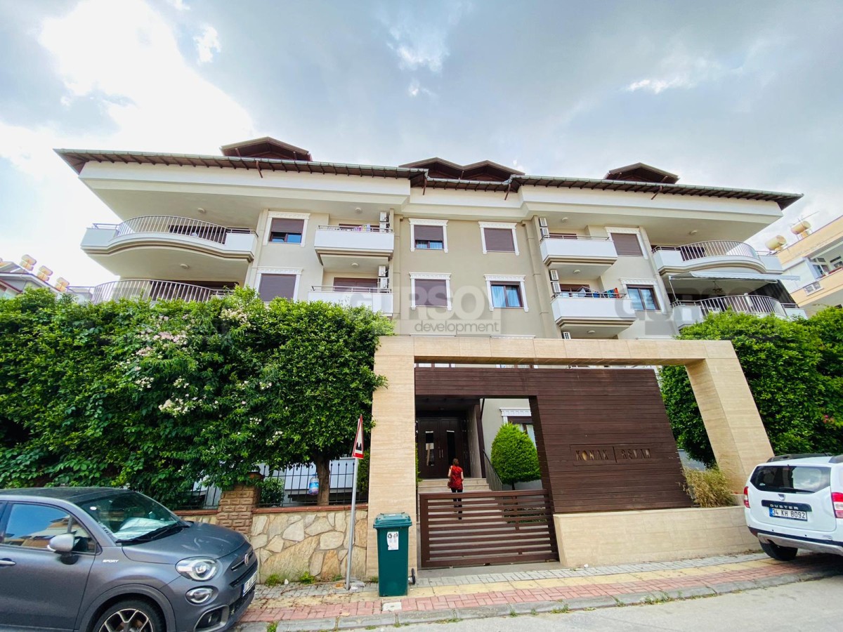 Четырехкомнатная квартира 145 кв.м. в центре Алании. в Турции - фото 1