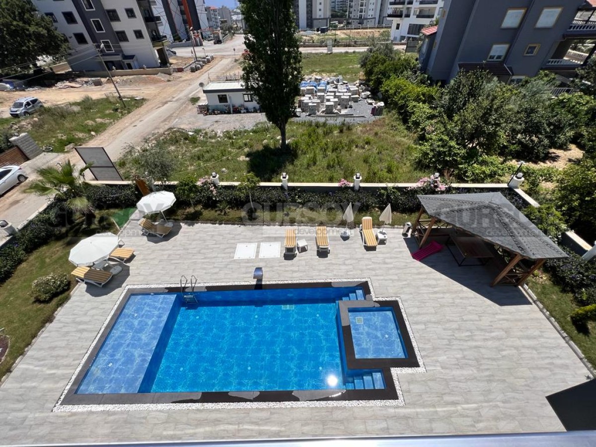 Уютная меблированная квартира 1+1 в районе Авсаллар, 65м2 в Турции - фото 1