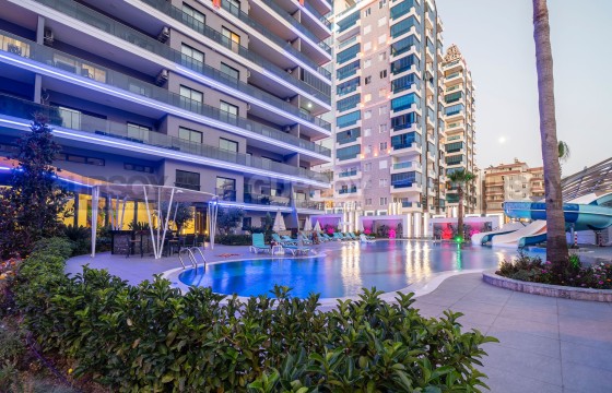 Квартира планировкой 2+1, общей площадью 95 м2 в районе Махмутлар в Турции - фото 1