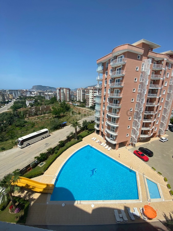 Меблированная квартира 2+1 в Тосмуре с видом на море и Крепость, 115 м2 в Турции - фото 1